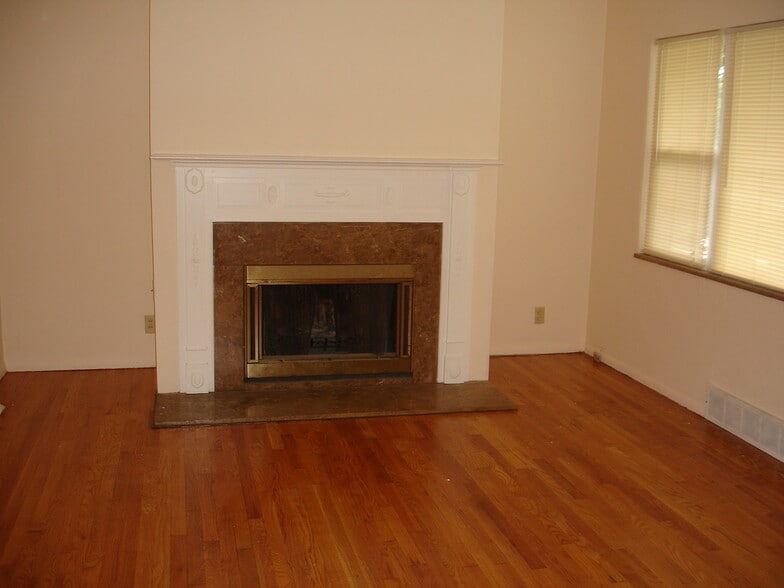 Building Photo - 3663 Chaney Ct