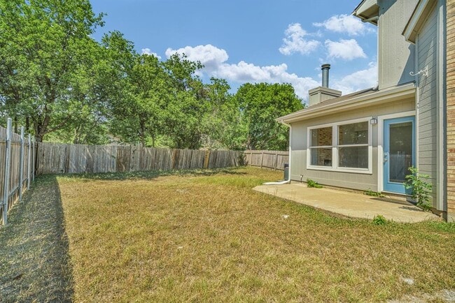 Building Photo - 516 Gregory Ct