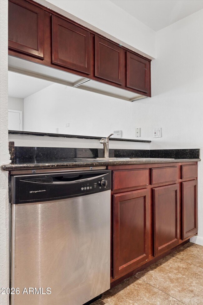 Building Photo - 5995 N 78th St