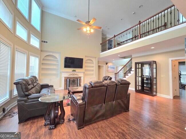 Building Photo - 1355 Magnolia Park Cir