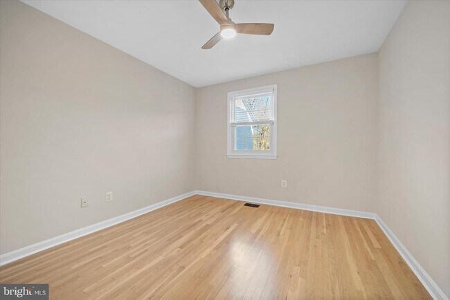 Building Photo - 3221 Adams Ct