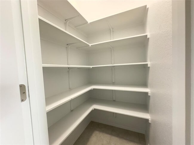 Building Photo - 171 Tempest Trl