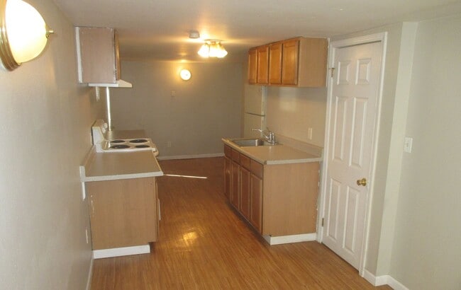 Building Photo - LaChance-1110 A/B