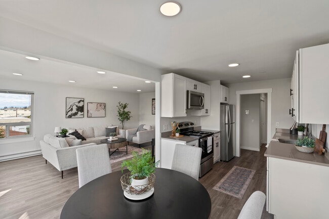 Building Photo - Nassau Heights