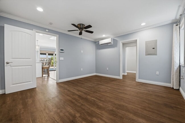 Building Photo - 1184 Devonshire Dr