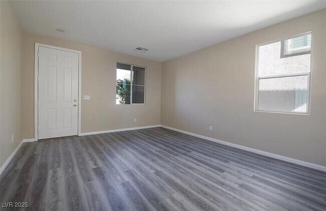 Building Photo - 581 Caribbean Palm Dr