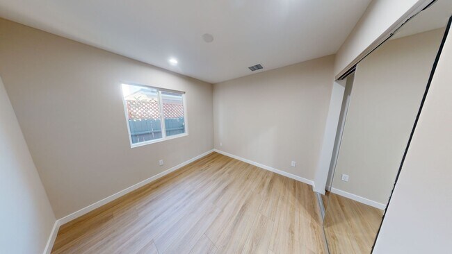 Building Photo - Newly Built 4 bedroom on Dorothy Way!