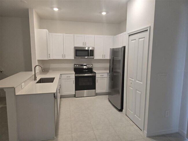 Building Photo - 9343 Cannon Bch Dr