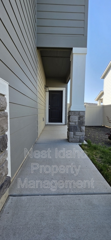 Building Photo - 4005 W Peak Cloud Dr