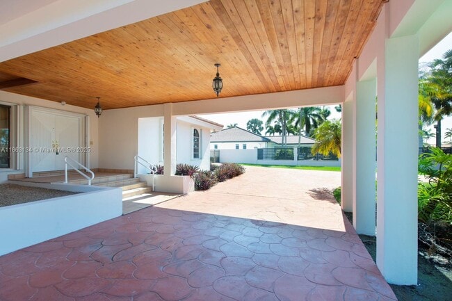 Building Photo - 161 SW 129th Ave