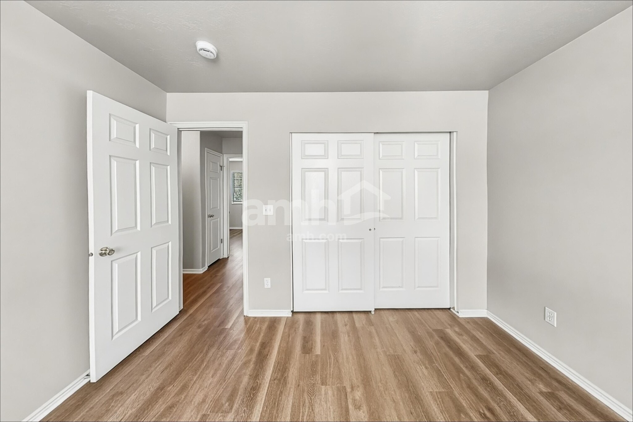 Building Photo - 1384 Fowler Ave