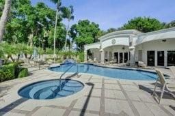 Building Photo - 101 S Ocean Dr