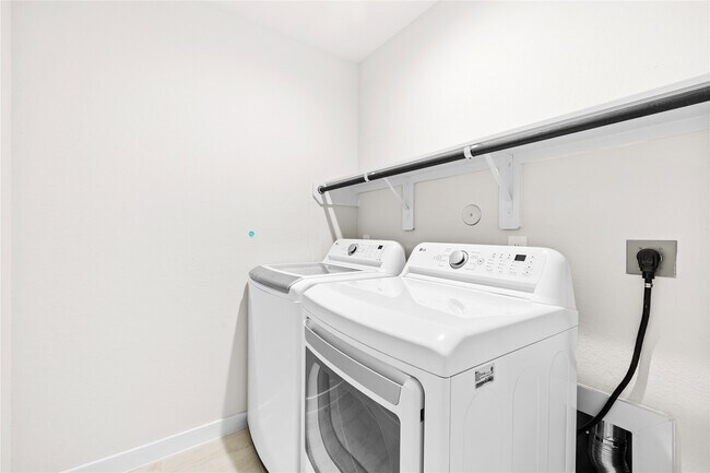 Building Photo - 19027 Rising Mesquite St