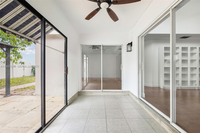 Building Photo - 8317 Bermuda Sound Way