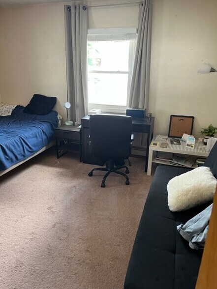 Building Photo - 275 Boston Ave