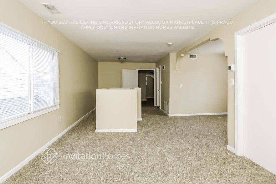 Building Photo - 4548 W Altgeld St