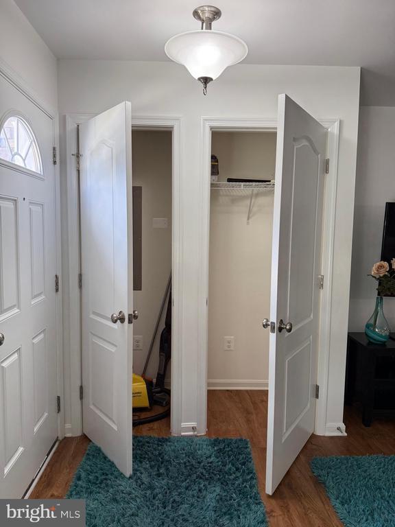 Building Photo - 1818 Cassandra Dr