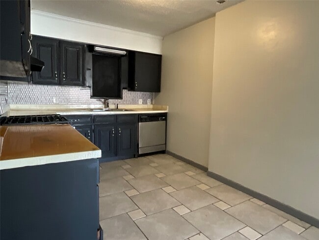 Building Photo - 1309 Jefferson St