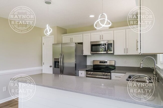 Building Photo - 118 Murphy Dr