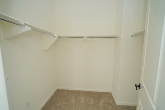 Building Photo - COMING SOON! Villa Metro Home for Rent!