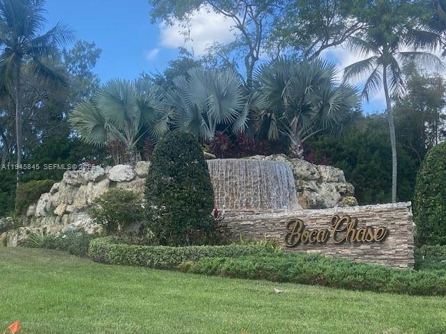 Building Photo - 18071 Clear Brook Cir