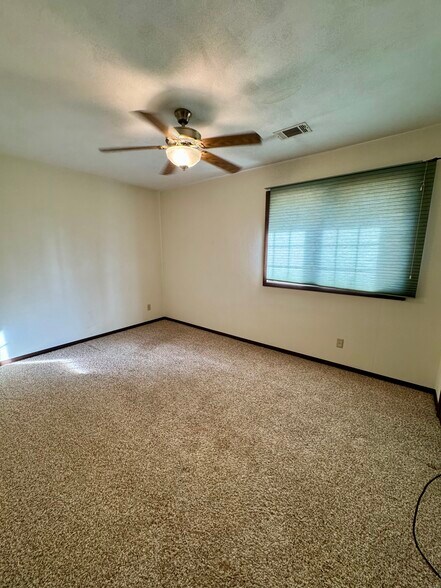 Building Photo - 1299 48th Ave