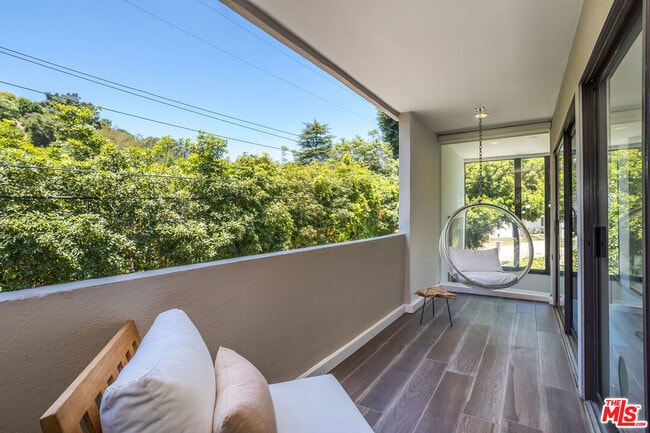 Building Photo - 9834 Wanda Park Dr