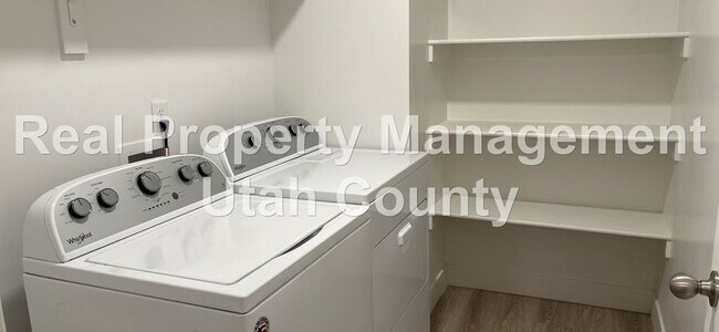 Building Photo - 891 N 1120 E