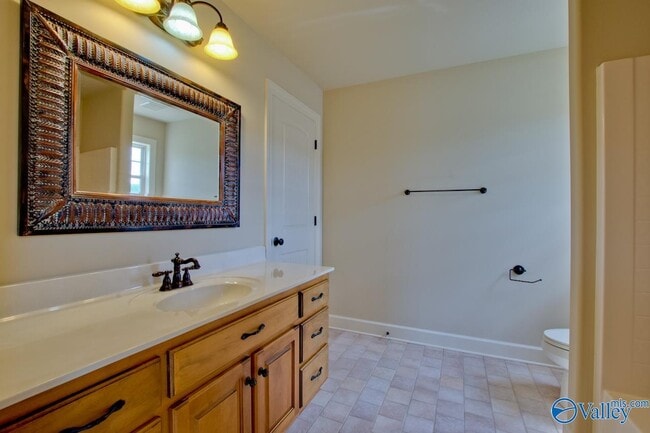 Building Photo - 4905 Saddle Ridge Dr SE