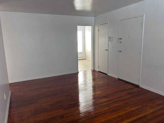 Interior Photo - Gran Prix Apartments