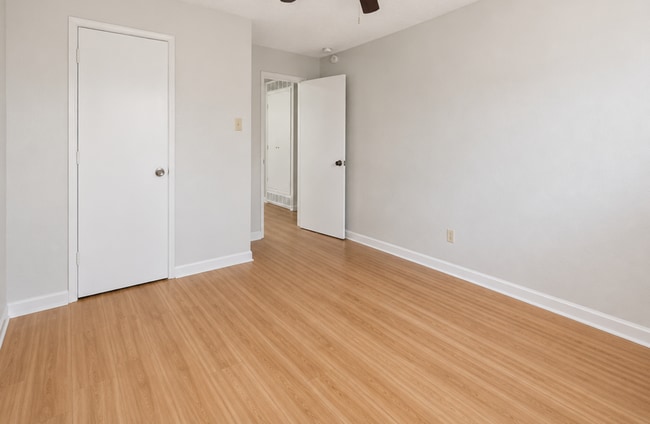 Building Photo - 2207 15th St