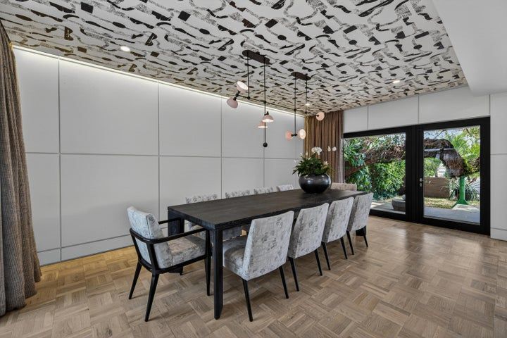 Building Photo - 420 SE 17th Ave