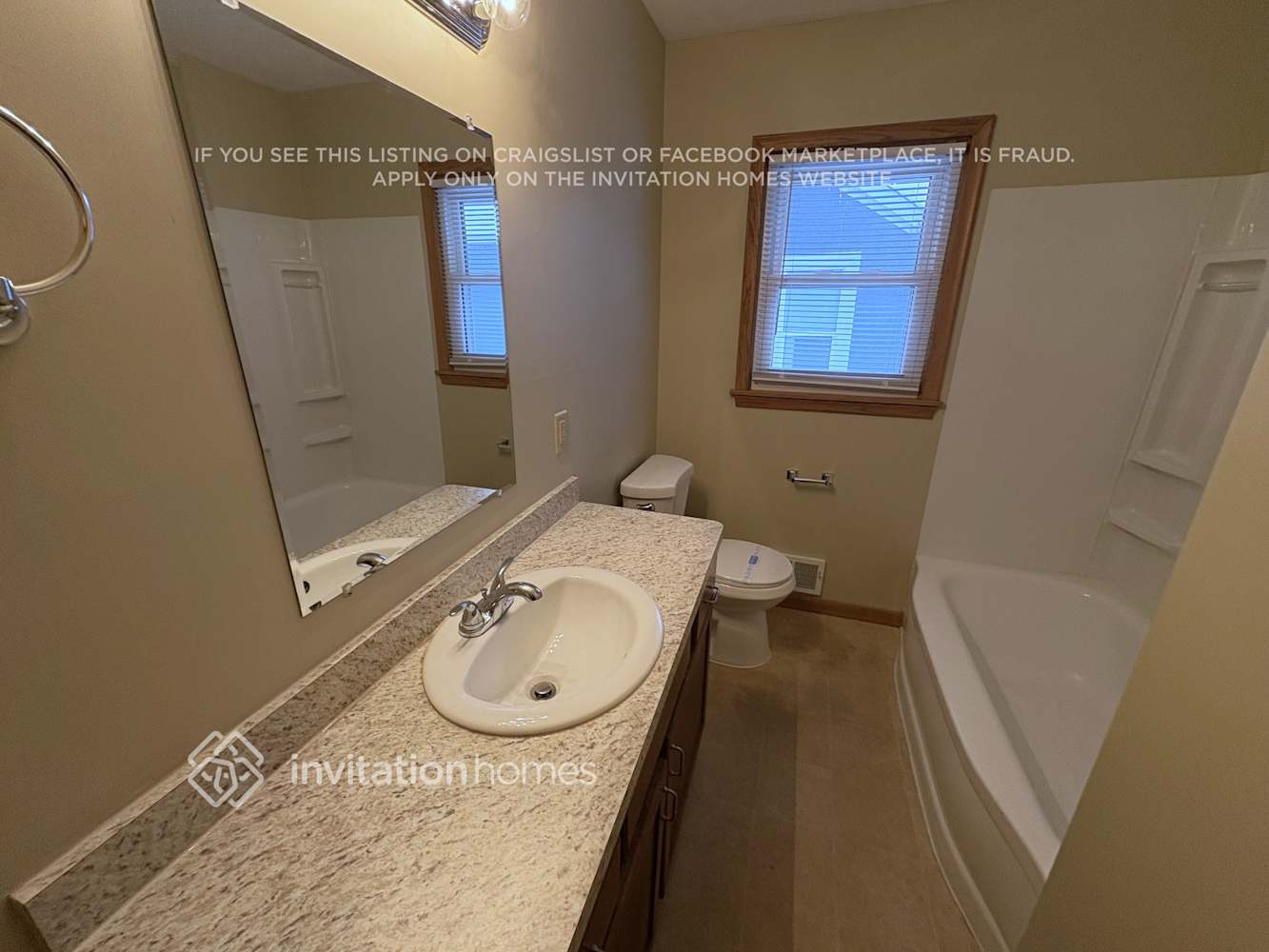 Building Photo - 4240 6th St NE