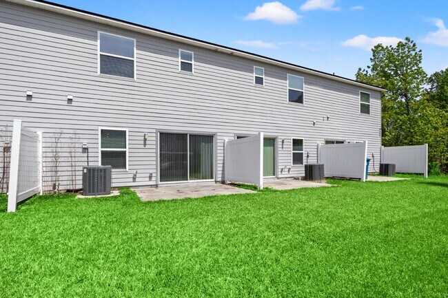 Building Photo - 3252 Brookasher Dr