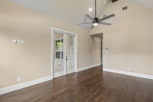Building Photo - 2737 Farmers Branch Ln