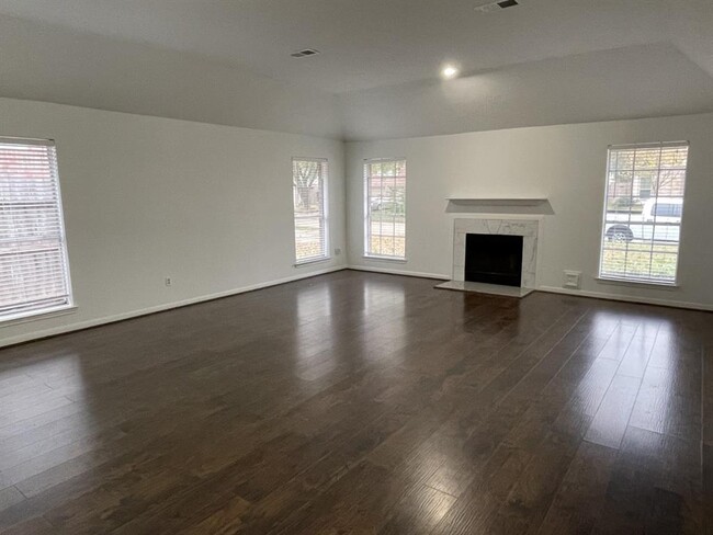 Building Photo - 21430 Park Timbers Ln