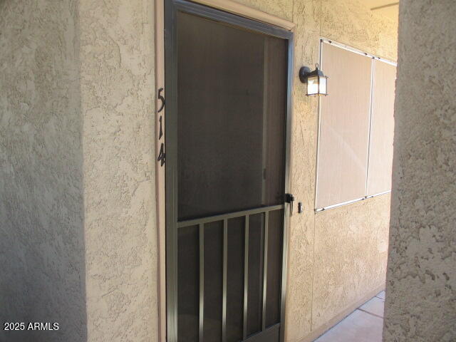 Building Photo - 514 W La Jolla Dr