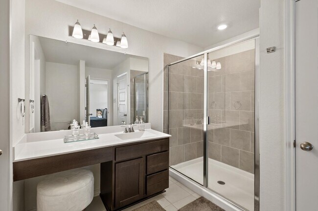 Building Photo - 4631 Otra Otra Dr
