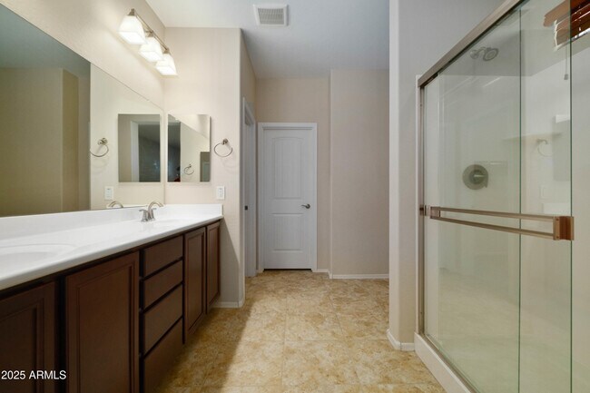Building Photo - 17555 W Hedgehog Pl