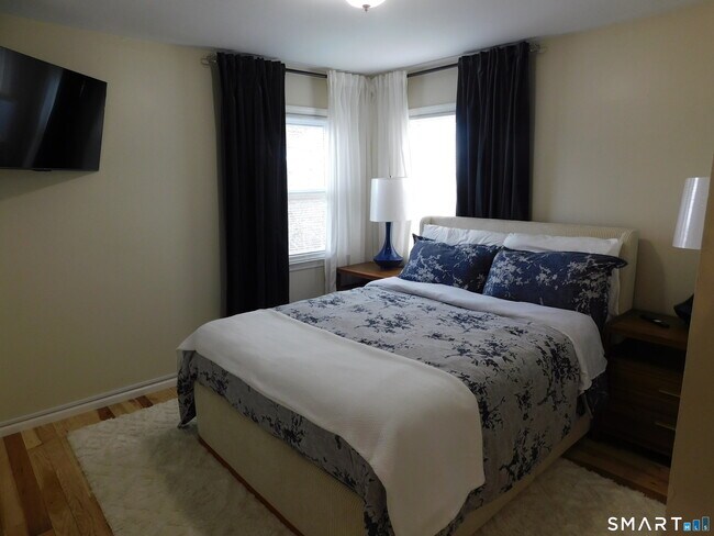 Building Photo - 26 Dayton Rd