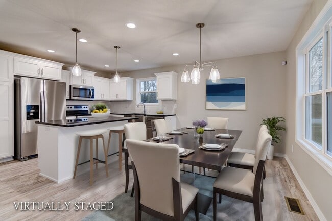 Building Photo - Brand New 3 Bedroom 2.5 Bathroom Springfie...