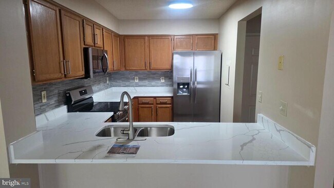 Building Photo - 7317 Eden Brook Dr
