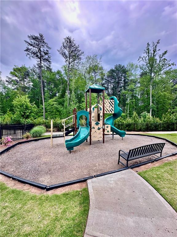 Building Photo - 603 Skye Ct