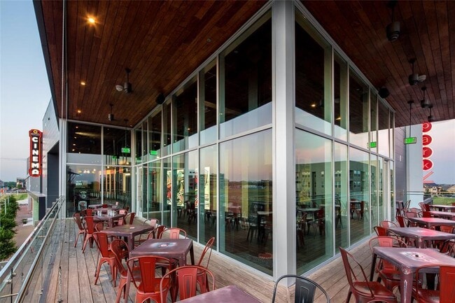 Building Photo - 1701 Simond Ave Ave