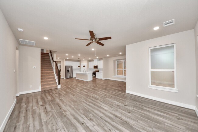 Building Photo - 32307 Fly Fish Wy