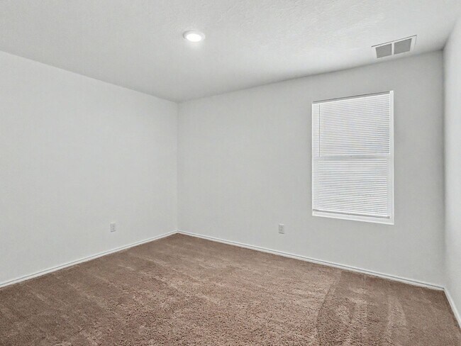 Building Photo - Comfortable 3-Bedroom Home in Seguin