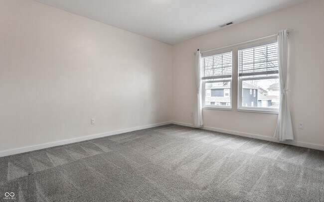 Building Photo - 3133 Ruckle St