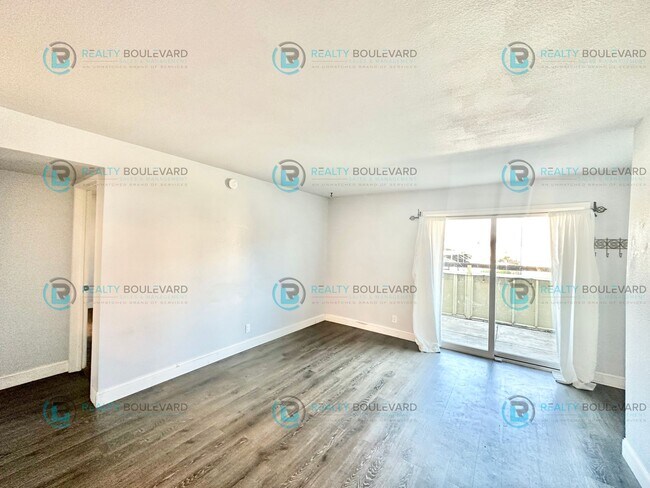 Building Photo - 7680 Bluestone Dr