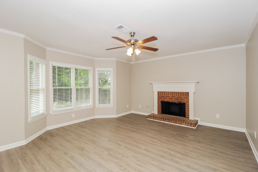 Building Photo - 2969 Kaley Dr NW