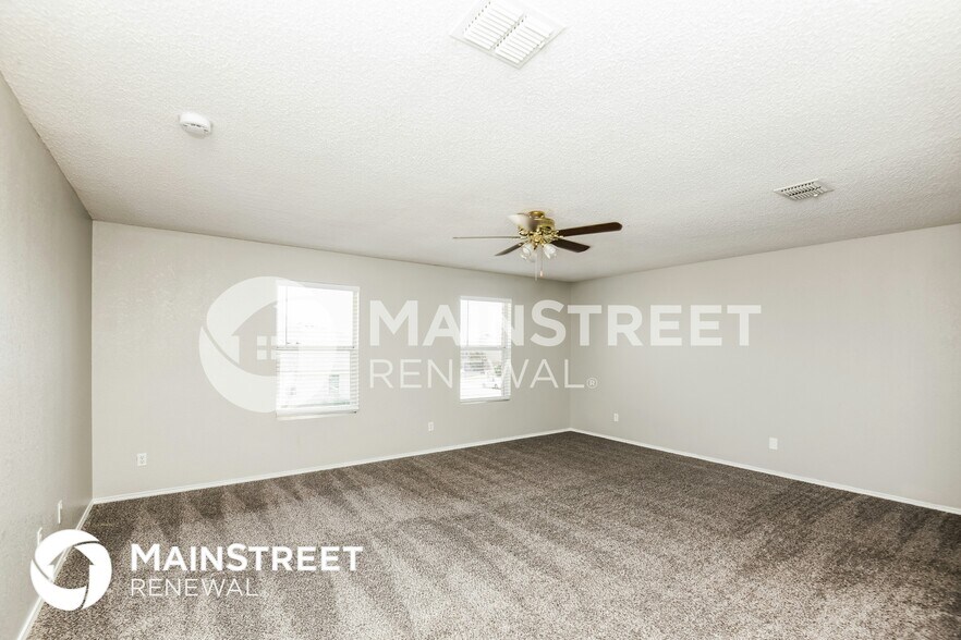 Building Photo - 8768 Stonebriar Ln